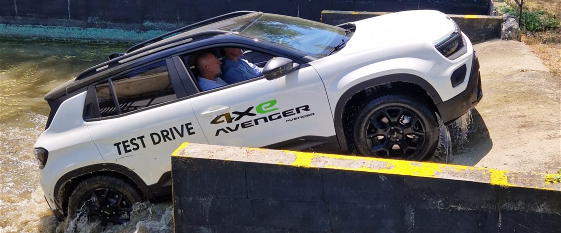 GO4 Academy jeep elettrica in test drive